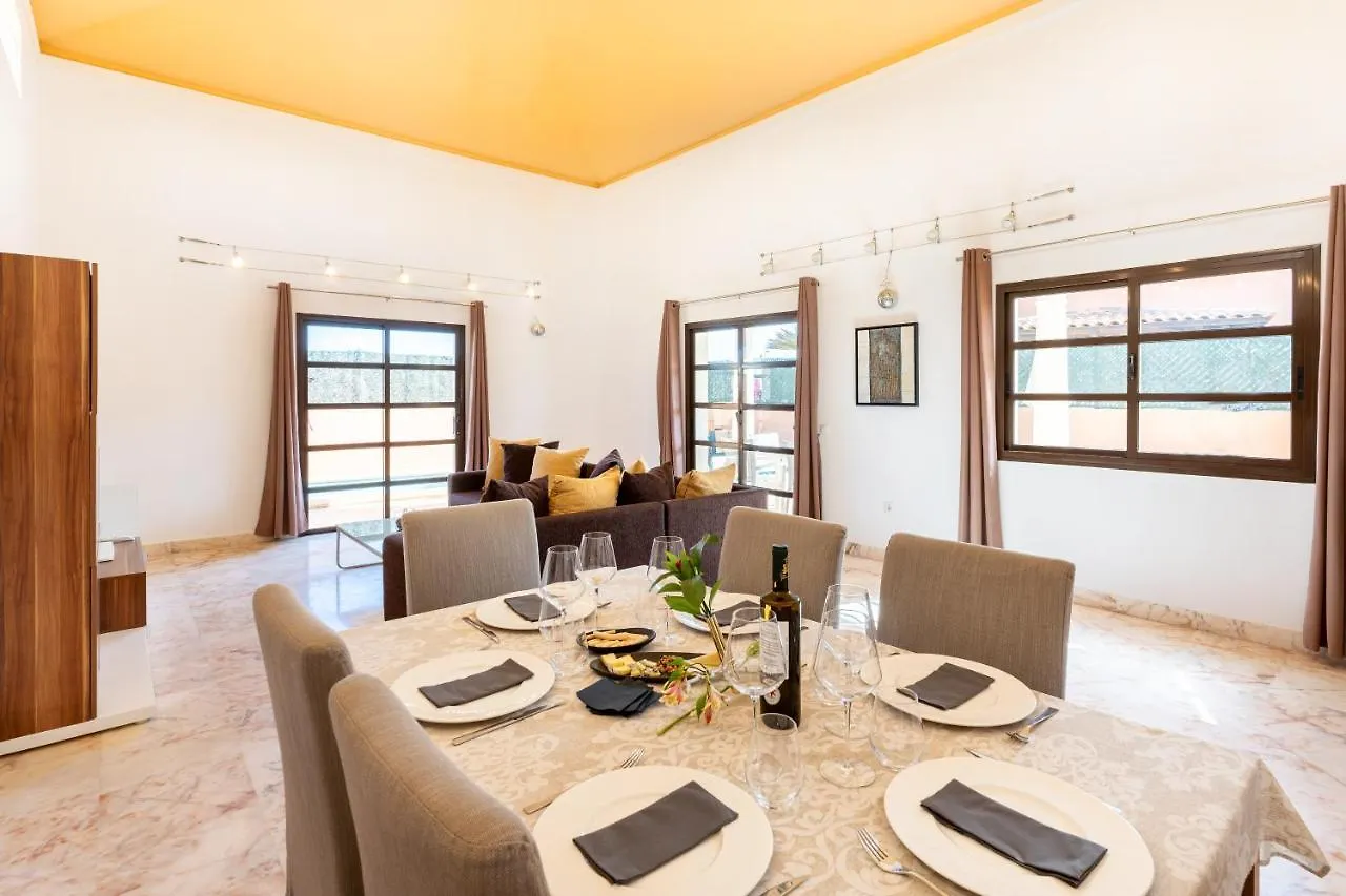 Villa Serenity Private Pool Corralejo By Holidays Home 0*,